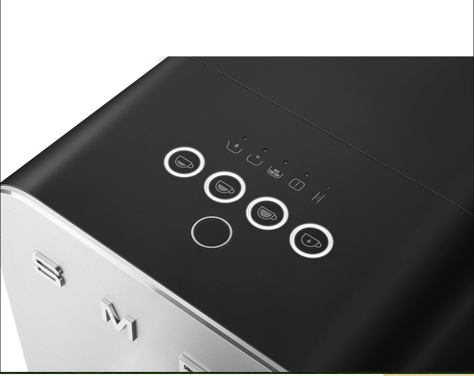 SMEG BCC11BLMEU espresso machine