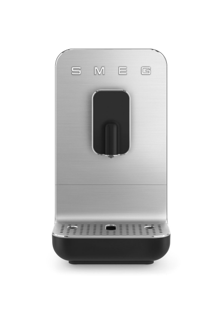 SMEG BCC11BLMEU espresso machine