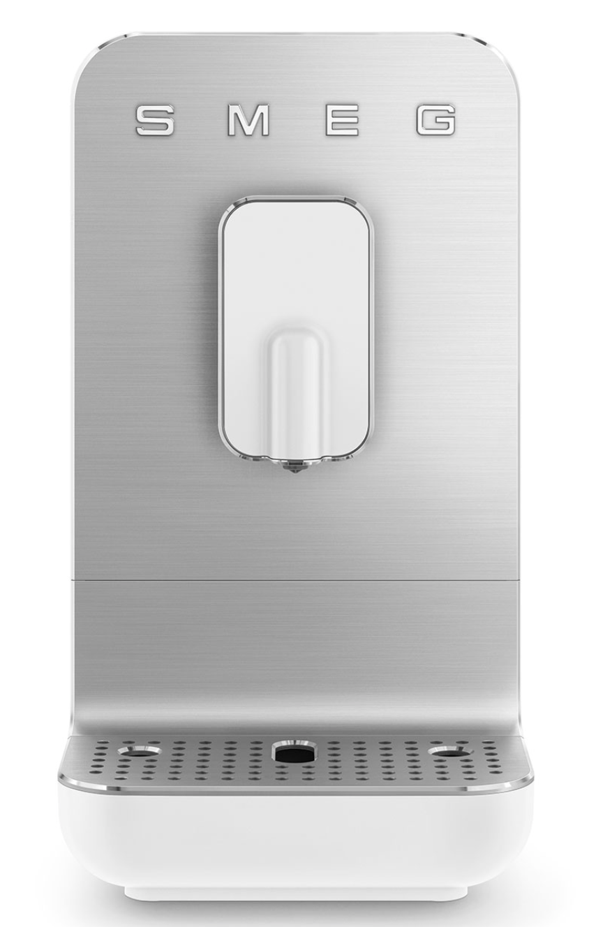 SMEG BCC11WHMEU espresso machine