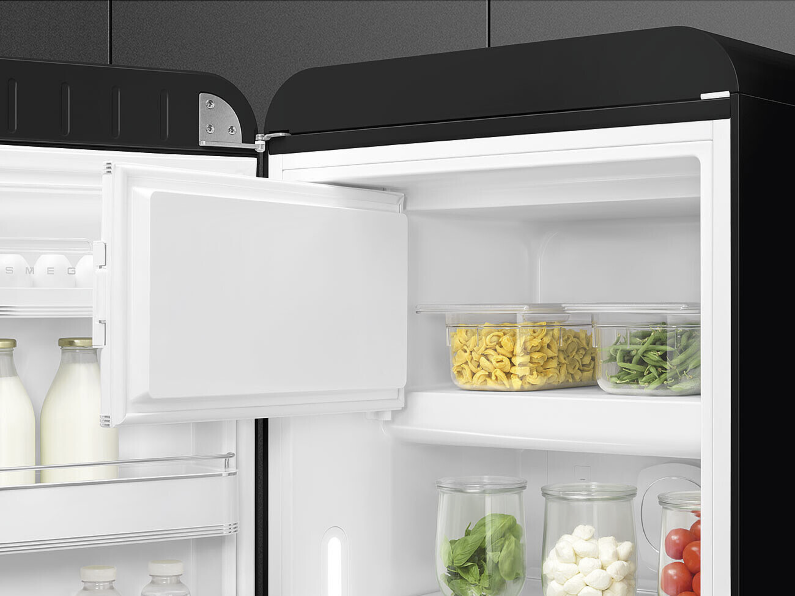 SMEG FAB28LBL6 vrijstaande koelkast met vriesvak - 153cm
